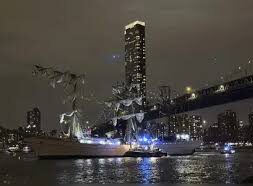 mexican navy ship crash brooklyn bridge